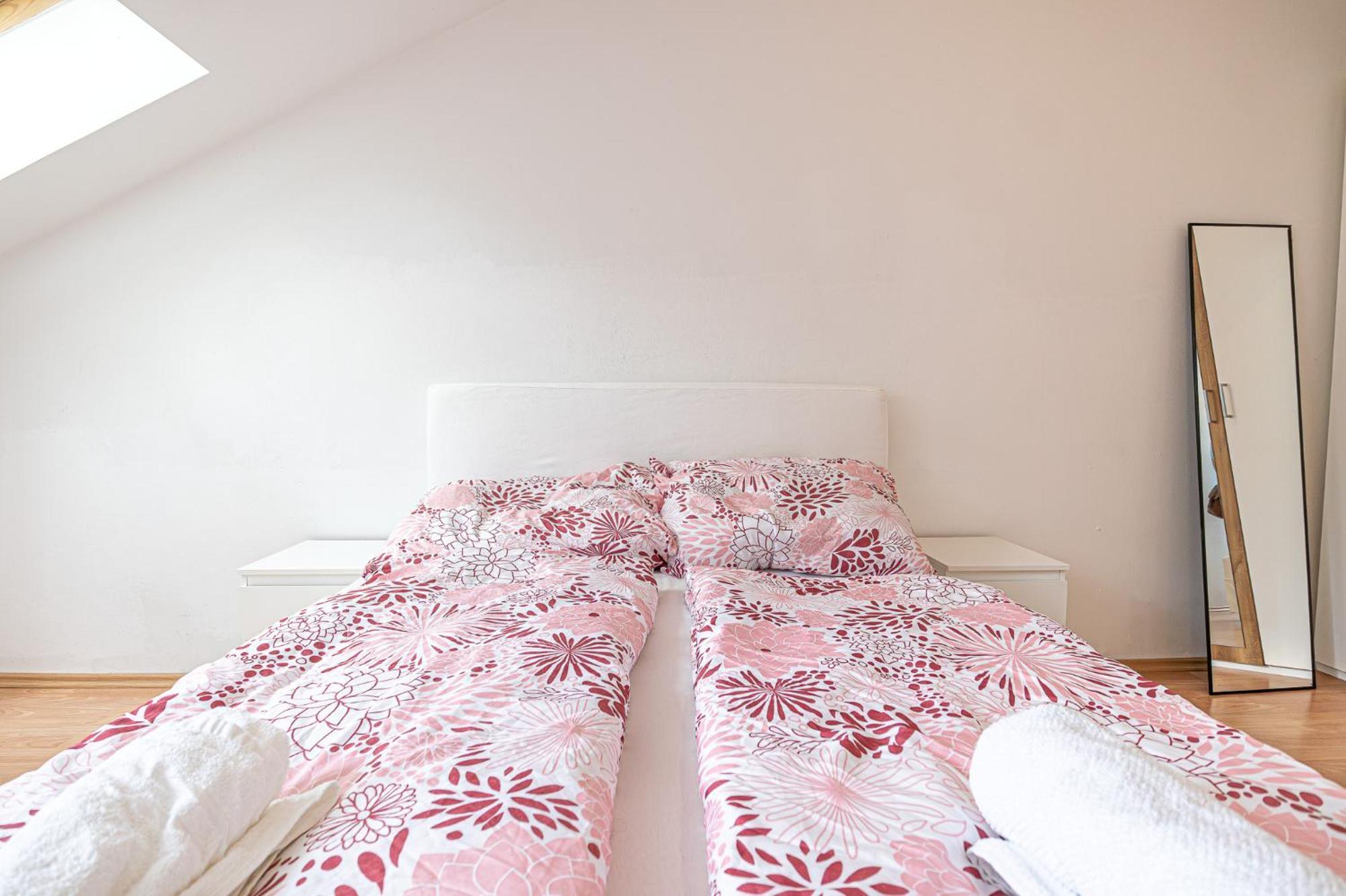 Cozy 1Br Apt Comfortable Design/@ Schoenbrunn Wina Bagian luar foto